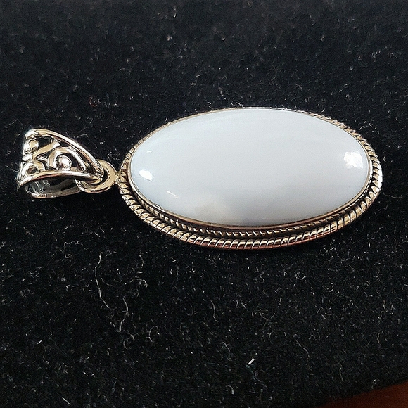 Angelite Pendant - Picture 2 of 5